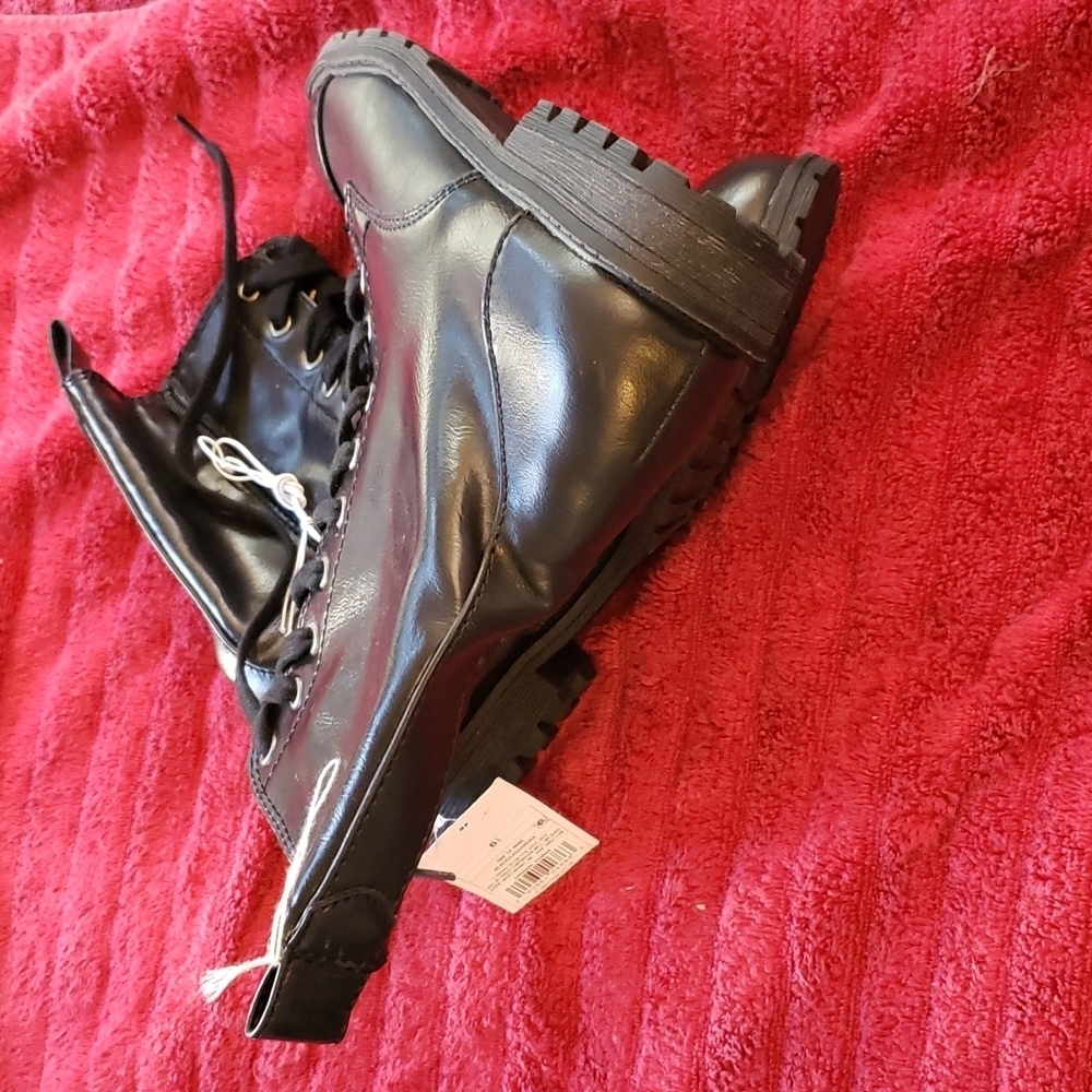 Universal Thread Army Boots 👢 - Picture 4 of 5